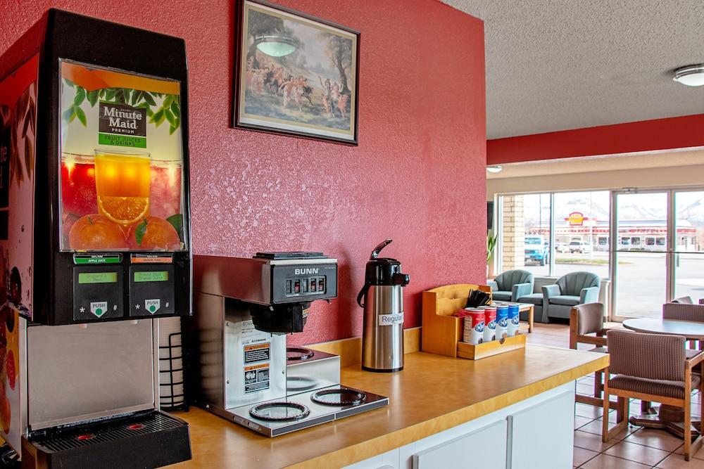 Econo Lodge Cortez Near Mesa Verde Экстерьер фото